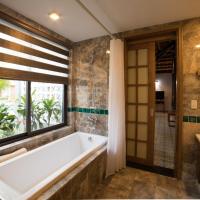 Вилла (Вилла с 2 спальнями и бассейном) курортного отеля Pilgrimage Village Boutique Resort & Spa, Хюэ