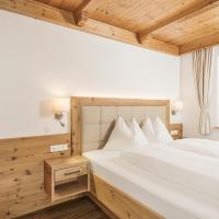 Апартаменты (Улучшенные апартаменты 2 (для 2 взрослых)) апартаментов Appartementhaus Sonnenschein, Майрхофен