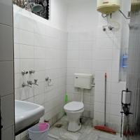 Двухместный (Номер с кроватью размера «queen-size» и балконом) гостевого дома Scindhia Guest House, Варанаси