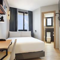 Двухместный (Небольшой двухместный номер с 1 кроватью) отеля Hotel Brick Barcelona, Барселона