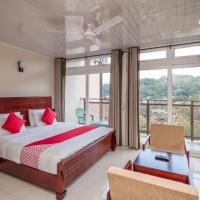 Двухместный (Deluxe Double Room with Free Pick Up from the Kandy City and Train Station) отеля Janora Hills, Канди