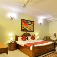Двухместный (Номер Делюкс с кроватью размера «queen-size») отеля Hotel Pablas International, Нью-Дели