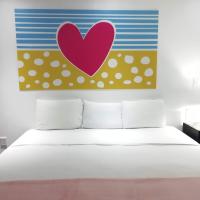 Двухместный (Улучшенный номер с кроватью размера «king-size») отеля MayaFair Design Hotel, Канкун