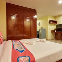 Двухместный (Номер с кроватью размера «queen-size» и балконом) отеля Sivalai Place, Бангкок