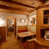 Апартаменты (Стандартные апартаменты с 2 спальнями) апарт-отеля Chalet Altibar Courchevel, Куршевель