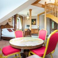 Семейный (Улучшенный семейный номер) отеля Royal Residence, Гданьск