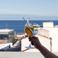 Сьюит (Полулюкс) отеля Hotel Ponta Delgada, Понта-Делгада