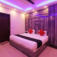 Трехместный (Трехместный номер с основными удобствами) отеля Capital O 47820 Capital O Vintage, Нью-Дели