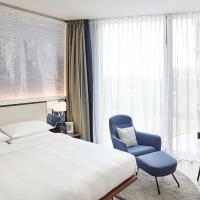 Двухместный (Номер с кроватью размера «king-size» и живописным видом) отеля Andaz Vienna Am Belvedere - a concept by Hyatt, Вена