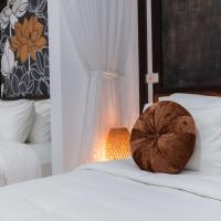 Сьюит (Люкс с балконом) отеля Hanoi Lullaby Hotel and Travel, Ханой