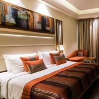 Двухместный (Executive Queen Room - Non-Smoking with Happy Hours (1+1)) отеля Ramada Gurgaon Central, Гургаон