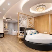 Сьюит (Люкс, вид на море) отеля Lucky Sun Hotel, Нячанг