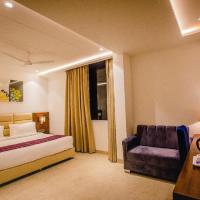 Двухместный (Superior Double Room with 10% discount on F&B) отеля Hotel Ten Square, India, Агра