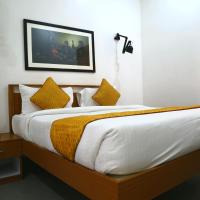 Двухместный (King Room (Early check in at 9am, subject to availability & 10% discount on F&B)) отеля Stay Banaras, Варанаси