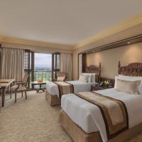 Двухместный (Tower Deluxe Double or Twin Room) отеля The Manila Hotel, Манила