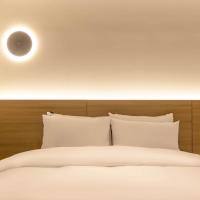 Двухместный (Двухместный номер Делюкс с 1 кроватью) отеля H hotel Gasan, Сеул