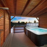 Двухместный (Номер Wellness с собственной гидромассажной ванной) отеля Aura Design & Garden Pool, Прага