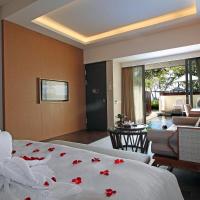 Сьюит (Отдельный люкс рядом с пляжем) отеля The Anvaya Beach Resort Bali, Кута