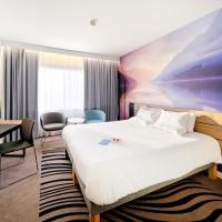 Двухместный (Улучшенный номер с кроватью размера «queen-size») отеля Novotel Katowice Centrum, Катовице