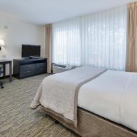 Сьюит (Studio Queen Suite with Accessible Roll In Shower - Non-Smoking) отеля Candlewood Suites Dallas Market Center-Love Field, an IHG Hotel, Даллас