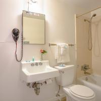 Студио (Стандартный номер с кроватью размера "king-size") отеля Royal Grove Waikiki, Гонолулу