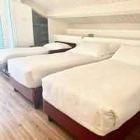 Трехместный (Улучшенный трехместный номер) отеля Rimini Suite Hotel, Римини