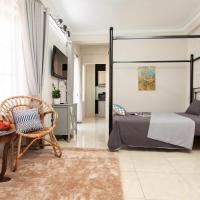 Двухместный (Двухместный номер Делюкс с 1 кроватью и балконом) апарт-отеля Hanna Studio, Ханой