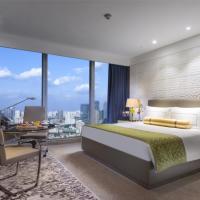 Двухместный (1 King Bed Premium Lounge Access) отеля InterContinental Shanghai Puxi, Шанхай