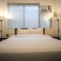 Двухместный (Стандартный номер с кроватью размера "queen-size") хостела Mad Monkey Cebu City, Себу