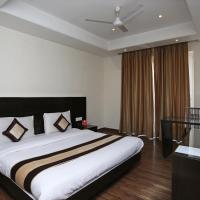Трехместный (Классический трехместный номер) отеля OYO 1007 Hotel Villa 24, Гургаон
