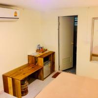 Двухместный (Номер с кроватью размера "queen-size" и видом на сад) гостевого дома Mookies Bungalow, Ко Мук