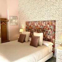 Сьюит (Suite with Jacuzzi in the Terrace) отеля Hotel Spa Adealba, Севилья