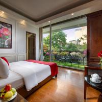 Сьюит (Premium Suite Large Balcony City View) отеля Hanoi Royal Palace Hotel 2, Ханой