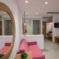 Двухместный (Классический номер Low Light) отеля Natura Luxury Boutique Hotel Skopelos, Лутраки