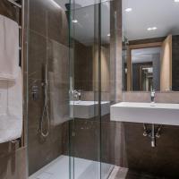 Двухместный (Специальное предложение - Стандартный двухместный номер с 1 кроватью, бесплатная частная парковка) отеля Hotel Mona Plaza, Белград