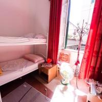 Номер (Односпальная кровать в общем номере с 6 кроватями) хостела SUNSHINE HOSTEL, Рим