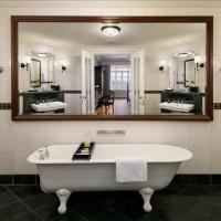 Сьюит (Люкс "Стрейтс") отеля Eastern & Oriental Hotel, Джорджтаун