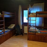 Номер (Спальное место в номере на 8 человек) хостела Good Bye Lenin Hostel Zakopane, Закопане