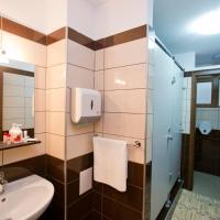 Четырехместный (Четырехместный номер с общей ванной комнатой) хостела Monte Carlo Hostel, Бухарест