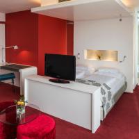 Сьюит (Junior Suite (with access to Rooftop Lounge)) отеля Falkensteiner Hotel Bratislava, Братислава