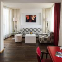 Сьюит (Senior Suite (with access to Rooftop Lounge)) отеля Falkensteiner Hotel Bratislava, Братислава