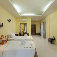 Двухместный (Улучшенный двухместный номер с 1 кроватью или 2 отдельными кроватями и видом на сад) курортного отеля Secret Cliff Resort, Пхукет