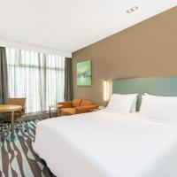 Двухместный (Стандартный номер с кроватью размера "queen-size") отеля Holiday Inn Express Hangzhou Huanglong, Ханчжоу