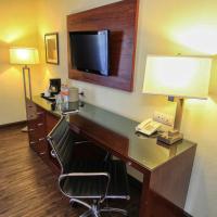 Двухместный (Представительский номер с кроватью размера «king-size» - Для некурящих) отеля Holiday Inn Leon, Леон (Штат Гуанахуато)