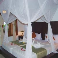 Двухместный (Улучшенный двухместный номер с 1 кроватью или 2 отдельными кроватями и балконом) отеля Saren Indah Hotel, Убуд