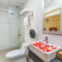 Сьюит (Полулюкс) отеля An Thuyen Hotel, Дананг