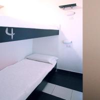 Номер (Односпальная кровать в общем номере с 4 кроватями) хостела New Generation Hostel Urban Brera, Милан