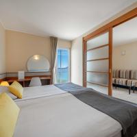 Сьюит (Полулюкс с балконом и видом на море) отеля Hotel Punta, Водице
