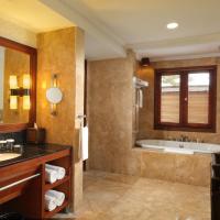 Вилла (Вилла Crown с видом на море, бесплатный трансфер от/до аэропорта) виллы Villas at The Patra Bali Resort and Villas, Кута