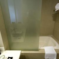 Студио (Premier Twin Room Smoking) отеля Valero Grand Suites by Swiss-Belhotel, Манила